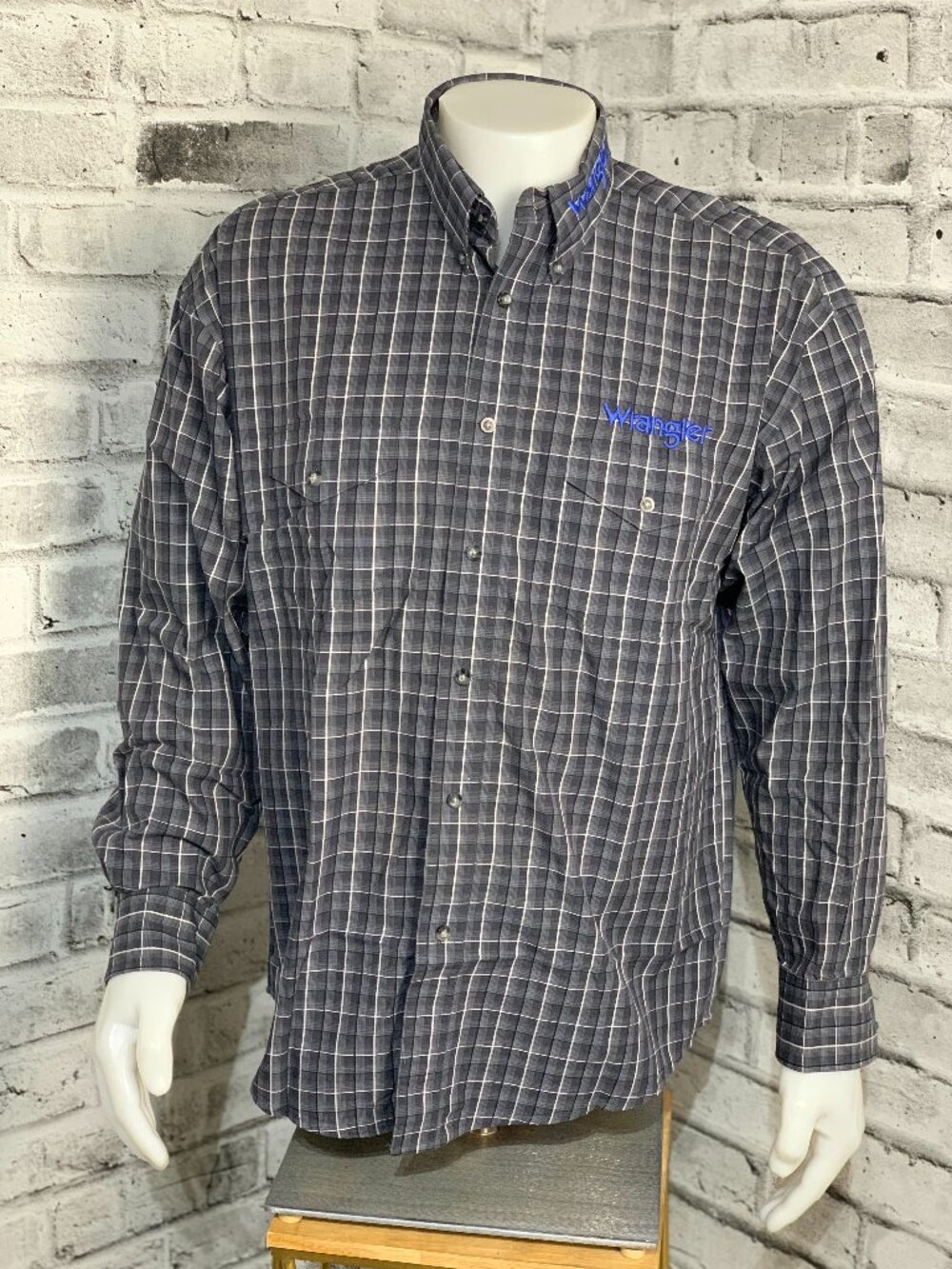 Vtg Wrangler Plaid Shirt Mens L Gray Plaid Embroidered Casual Rodeo Western Boho